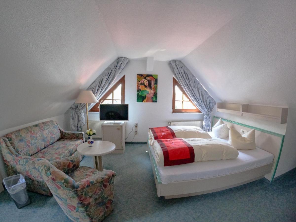 Hotel Diana Schonwalde-Glien Екстериор снимка