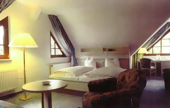 Hotel Diana Schonwalde-Glien Екстериор снимка